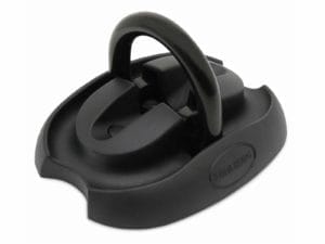 Der Sicherheits-Bodenanker "London" ist ein schwarzer, hochbelastbarer Bodenanker mit einer großen aufrechten Schlaufe zur Sicherung von Fahrrädern oder anderen Wertgegenständen.