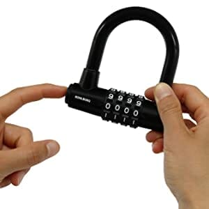Zwei Hände halten und verstellen das Kabelschloss "Sparta" - ein schwarzes Zahlenschloss mit vier nummerierten Zifferblättern und einem Stahlseil.